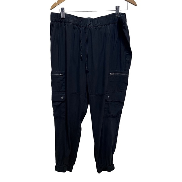 Banana Republic Cargo Black Jogger Size Large - Picture 2 of 12
